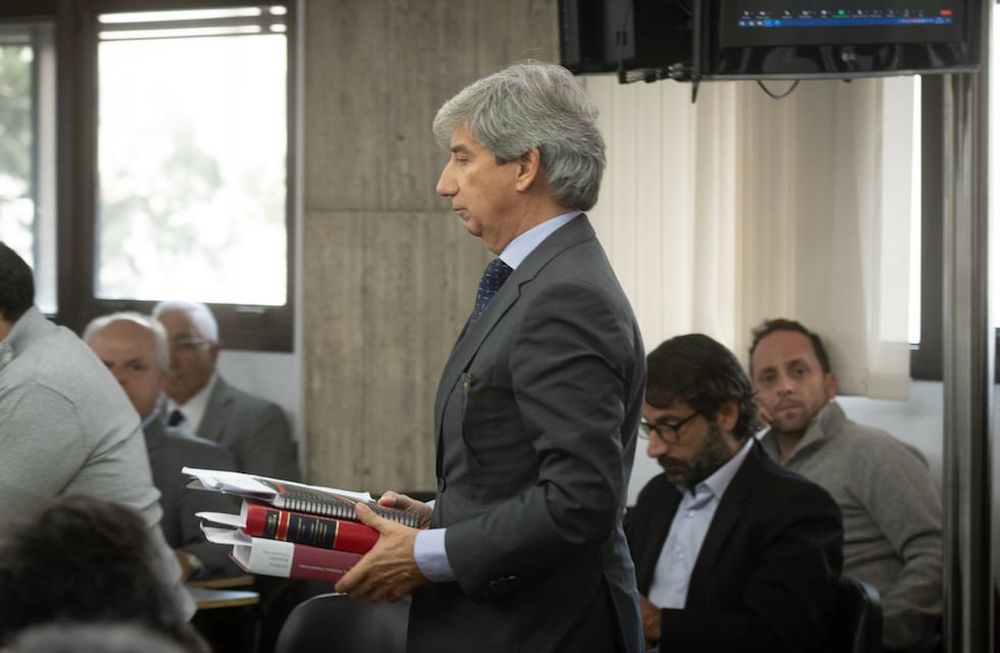 El exjuez Walter Bento prestó declaración. Volvió a declarar el acusado como líder de una asociación ilícita que se valía del cobro de coimas a cambio de beneficios judiciales.Foto: Ignacio Blanco / Los Andes