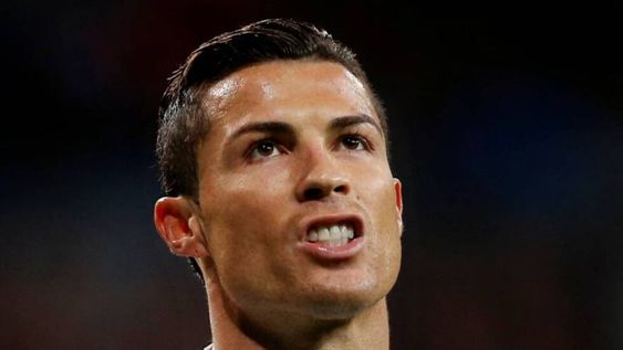 Ronaldo se enfureció porque un compañero le robó un gol y ardieron las redes sociales