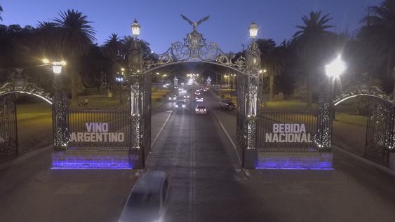Los “Diez años del Vino Argentino como Bebida Nacional” y el Fondo Vitivinícola ganaron el Mercurio de Oro