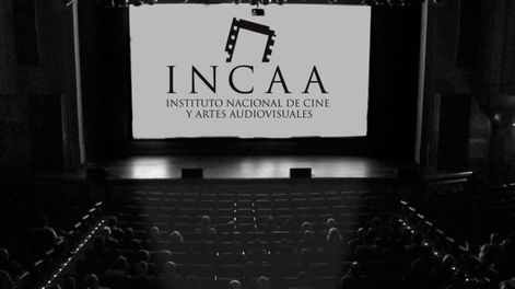 Cinco empleados trans recuperaron sus empleos en el INCAA.
