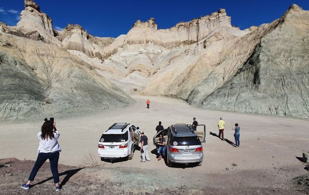 Es un pueblo pequeño, paisajes de montaña, aire seco, tranquilidad y propuestas para recorrer la naturaleza sin necesidad de realizar actividades extremas.