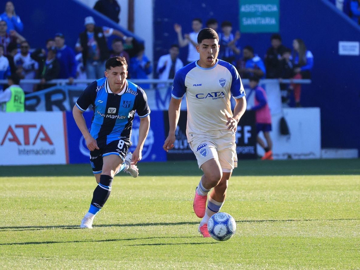 Godoy Cruz se mostró prolijo en el traslado y la tenencia del balón, aunque erró situaciones en el primer tiempo.&nbsp;