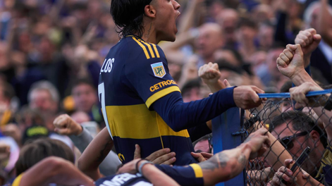 Un recuerdo para todo la vida en la piel de este hincha de Boca.
