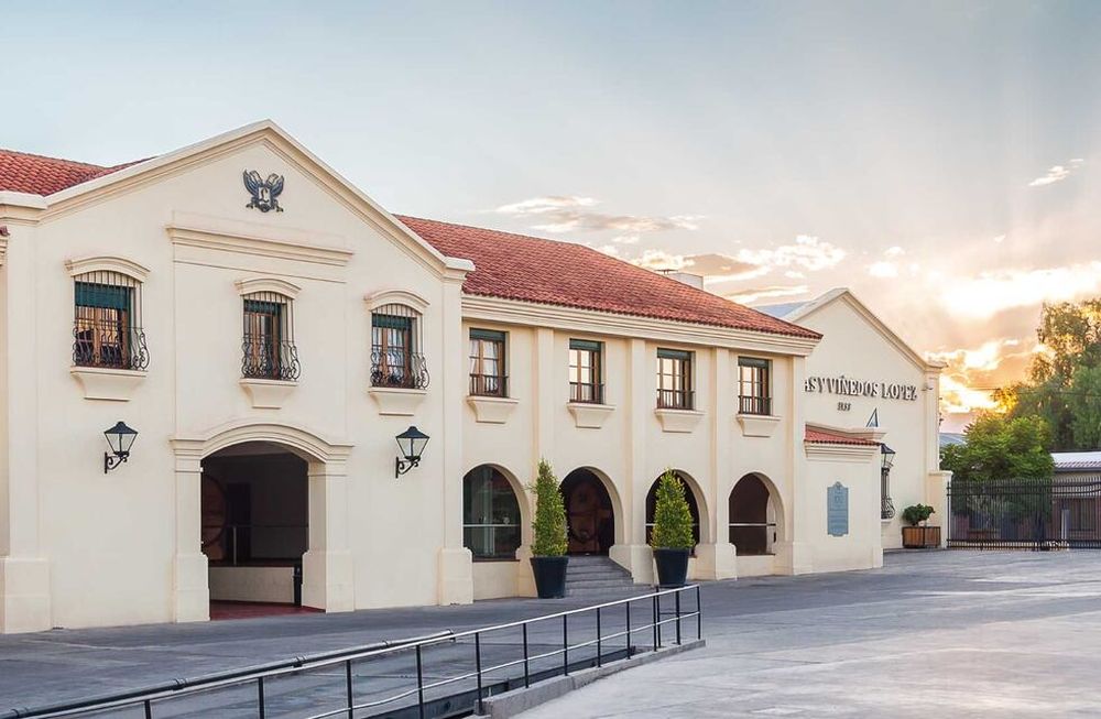 La tradición y calidad de Bodegas López se suman a la Feria de Vinos Guarda14