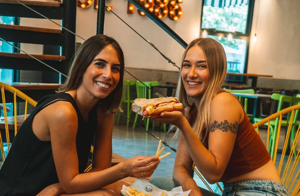 McCain reconoció a mujeres gastronómicas de Mendoza