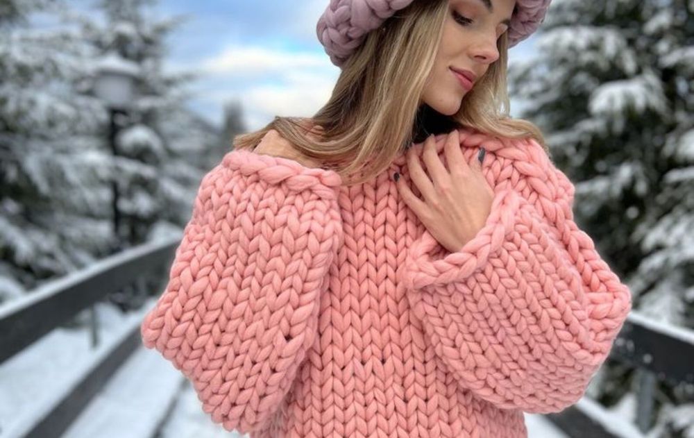 Este es el abrigo de moda del placard de la abuela que se impone este invierno