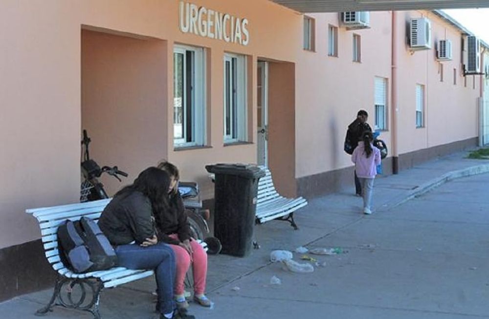 Engañó a una adolescente con un perfil falso en Facebook y la violó