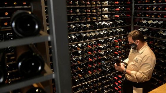 Un estudio realizado por Acovi señala que se está lejos del punto de equilibrio para lograr rentabilidad. Los ingresos del viñatero están por debajo de su inversión anual. / Foto: Mariana Villa