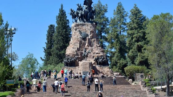 Cuidemos a nuestro querido Cerro de la Gloria