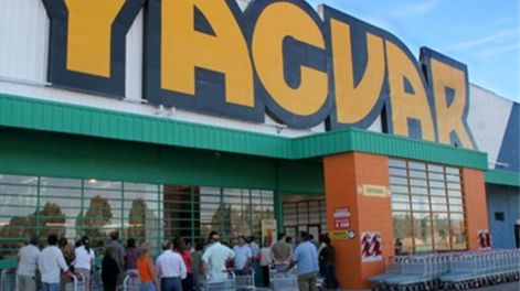 El supermercado mayorista Yaguar cierra sus puertas en Bahía Blanca por mal estado de rutas.