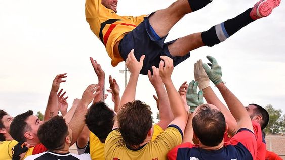 Franco Medici tuvo su partido de despedida porque se retiró de la practica del hockey césped y ahora dirigirá al primer equipo de Los Tordos.