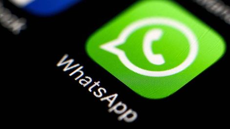 El Partido de Whatsapp, cibermilitantes de lo vacuo - Por Luis Abrego