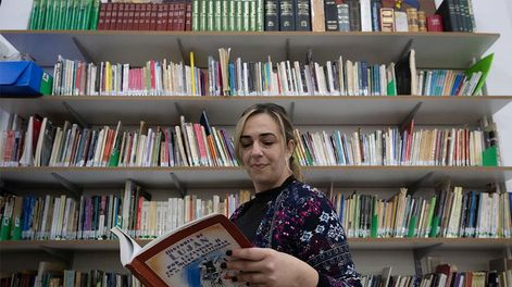 Los Andes | Estado y situación de las Bibliotecas populares de Mendoza. Biblioteca Popular Municipal Juan Bautista Alberdi. Bibliotecaria Neida Madaglia. Foto: Ignacio Blanco / Los Andes