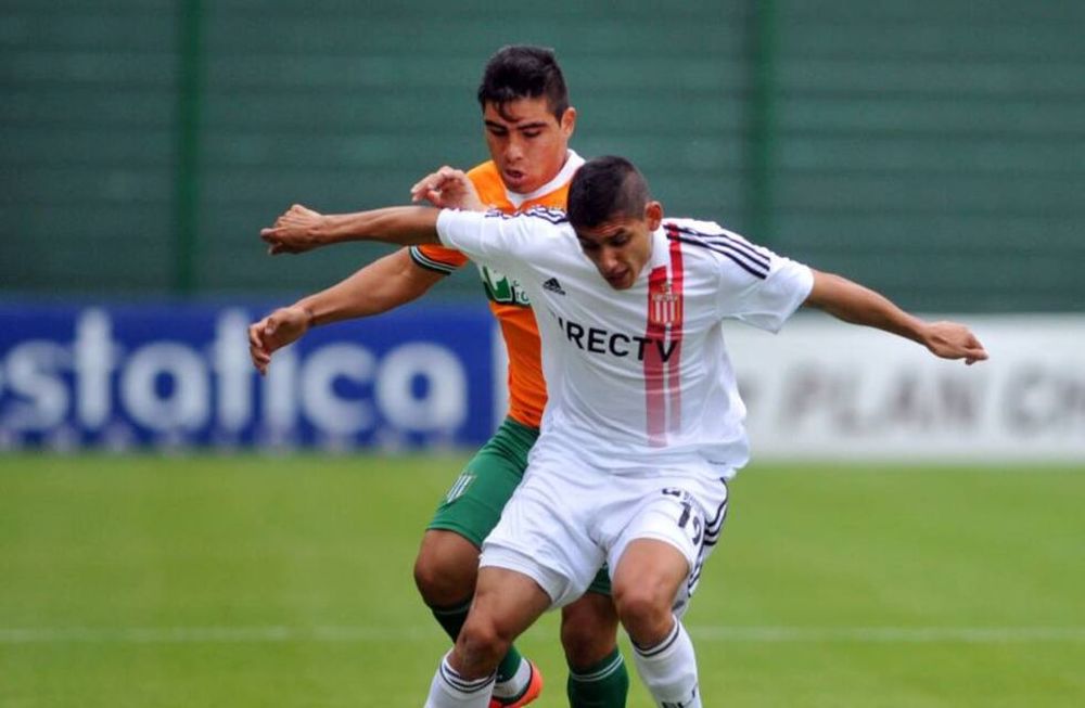 Banfield y Estudiantes quedaron a mano en el Sur