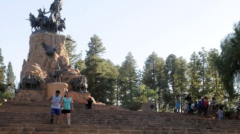 La emotiva inauguración del Cerro de la Gloria