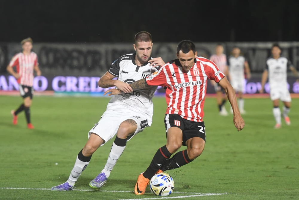 En el Parque el Lobo y el Pincha no se sacan ventaja e igualan sin goles en el Legrotaglie.