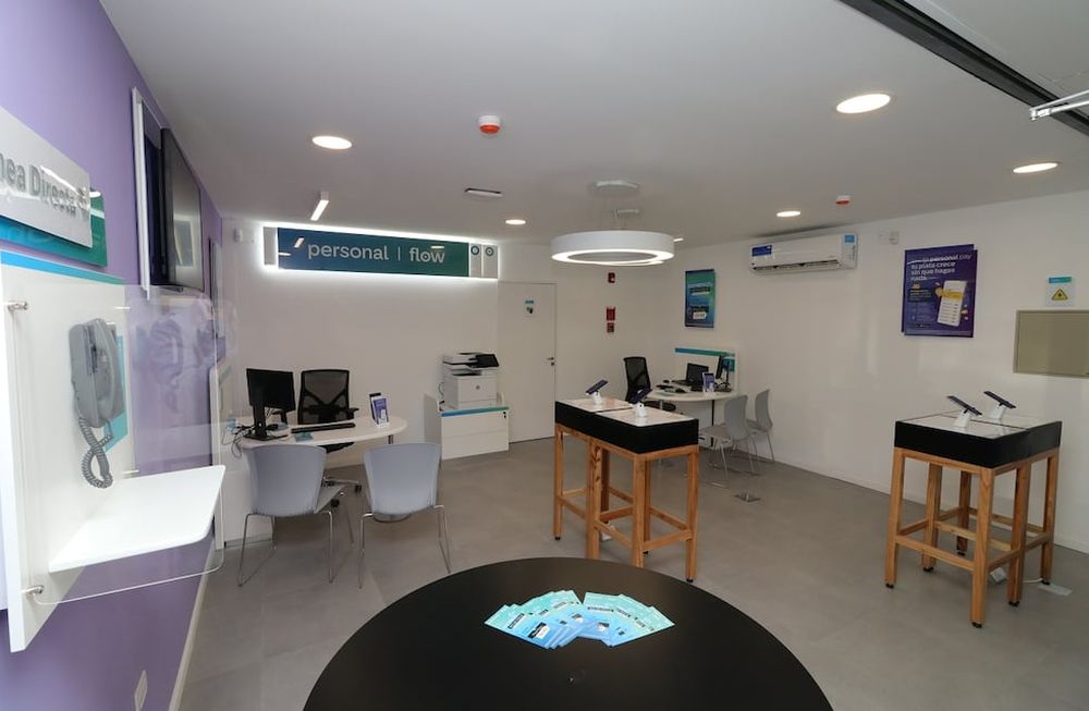 Mejora la inversión en conectividad en Maipú y Personal Flow abre la primera tienda convergente de servicios y productos en ese departamento. Foto: Telecom