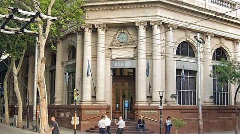 Sucursal del Banco Nación en Mendoza.