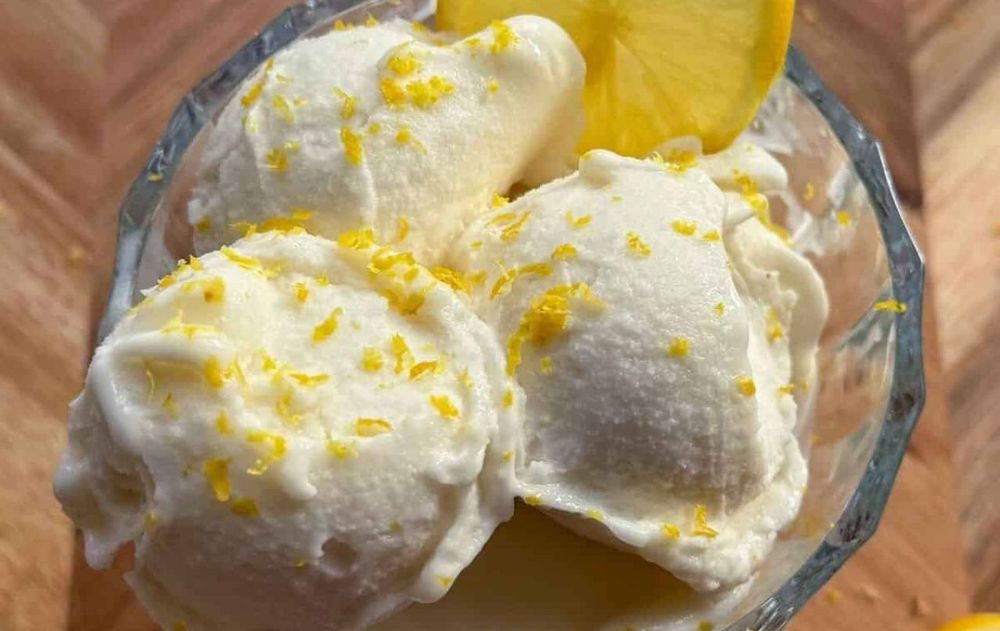 Esta receta combina ingredientes frescos y bajo en carbohidratos para disfrutar este postre todo el verano sin culpa.