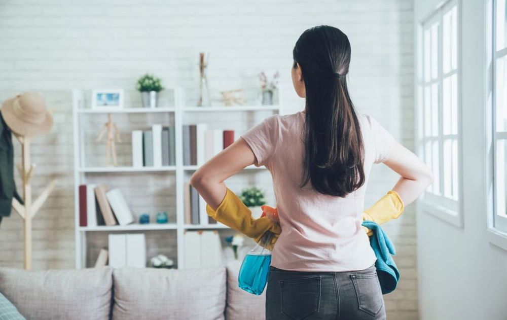 La limpieza matutina de la casa es buen augurio para el Feng Shui.