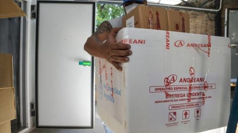 Los Andes | La vacuna Sinopharm es la que recibirán los docentes mendocinos. Está desarrollada en China y, por el momento, no debe ser aplicada a mayores de 60 años.