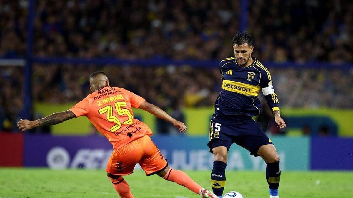 En Guayaquil, Boca sufrió una roja y empata por la Copa Libertadores