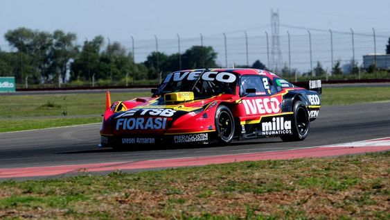 TC: Urcera fue el poleman y Santero quedó tercero