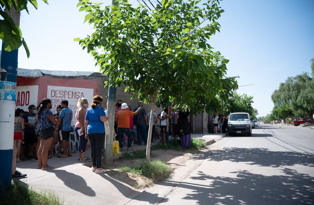 Estos son los centros de vacunación COVID disponibles en la Ciudad