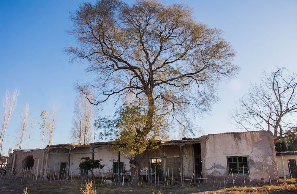 Las ruinas ubicadas en Las Heras albergaron a quienes trabajaron en los uniformes del Ejército Libertador, antes del Cruce de los Andes.