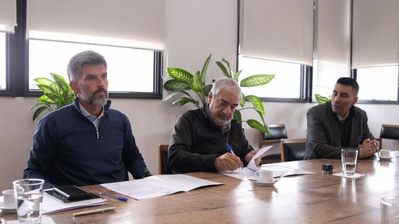 La Ciudad firmó un convenio con AMENA para sumar sus cámaras de seguridad al sistema municipal