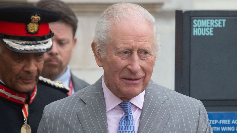El rey Carlos III fue internado de urgencias este jueves y crece la preocupación por su salud.