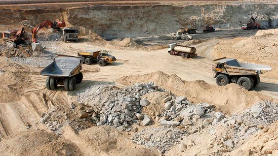 Mendoza es una tierra de riqueza, que podría convertirla en un modelo de desarrollo social, económico y ambiental integrado para el país y el mundo, Sus oasis agrícolas y sus recursos naturales que alimentan a la industria.