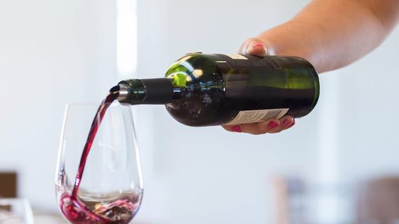 La palabra justa: guía rápida para describir un vino