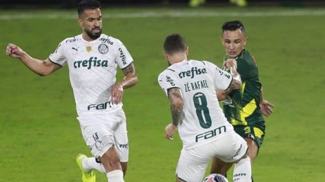 Defensa y Justicia cayó ante Palmeiras por 2-1 en el primer duela por la final de la Copa Sudamericana. / Gentileza.