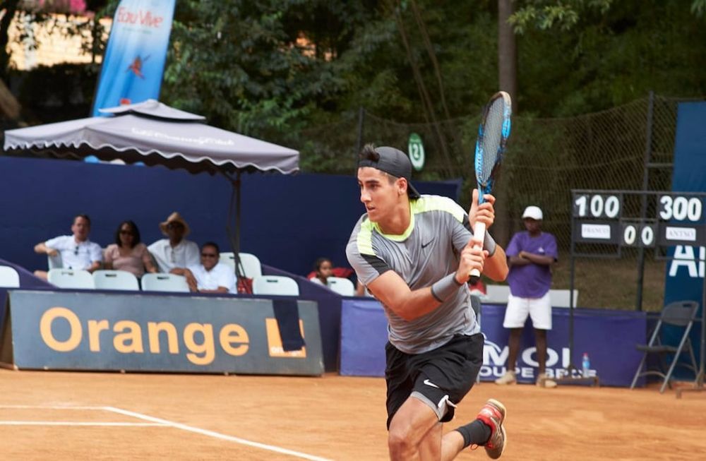 Franco Feitt, de 28 años y y ex 920° ATP en singles, admitió múltiples infracciones a las cláusulas del Programa Anticorrupción. / Gentileza.