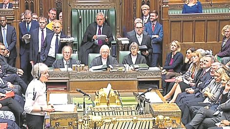 Theresa May confía en un acuerdo por el Brexit, pese a los obstáculos