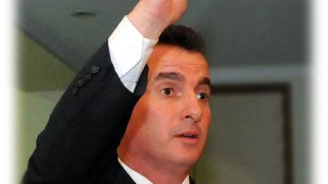 Pérez apuesta a ganar la calle para imponer la reforma constitucional