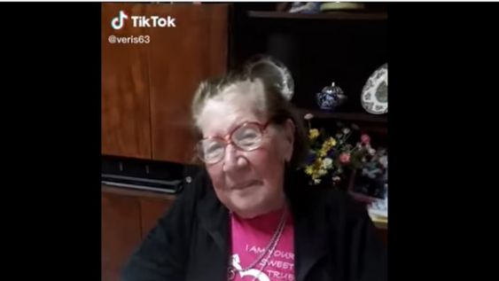 Video: “la respuesta” que dio la abuelita tiktokera cuando le preguntaron por sus nietos se hizo viral