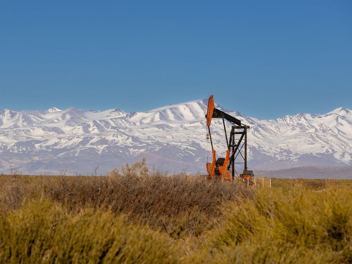 Los petroleros celebran un cambio de actitud del Gobierno provincial con YPF