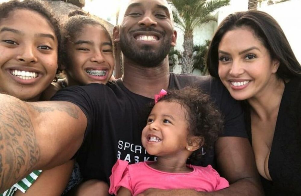 Kobe Bryant y su familia (Foto: Instagram)