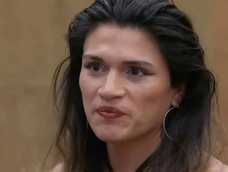 Luciana Martínez fue detenida por supuestamente emborrachar a un turista estadounidense y robarle sus pertenencias.