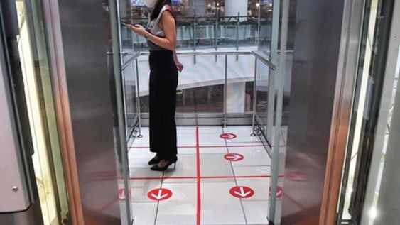 La flexibilización del aislamiento y el uso del ascensor