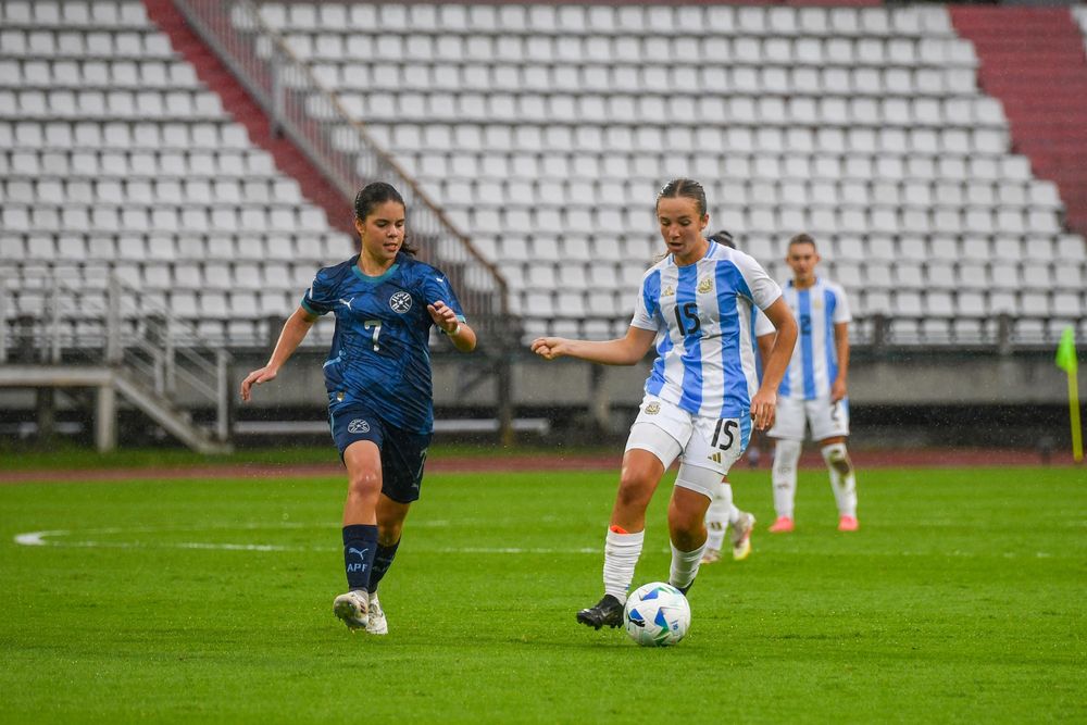 Julieta De Lucía juega en Talleres de Córdoba y estuvo en el último Sudamericano Sub 17,&nbsp; defendiendo a la Selección Argentina
