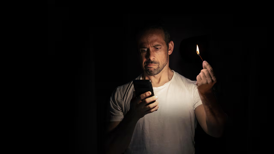 3 trucos para cargar el celular cuando no hay luz o no estás en casa