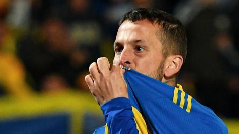 Darío Benedetto en un boliche de Zona Sur.