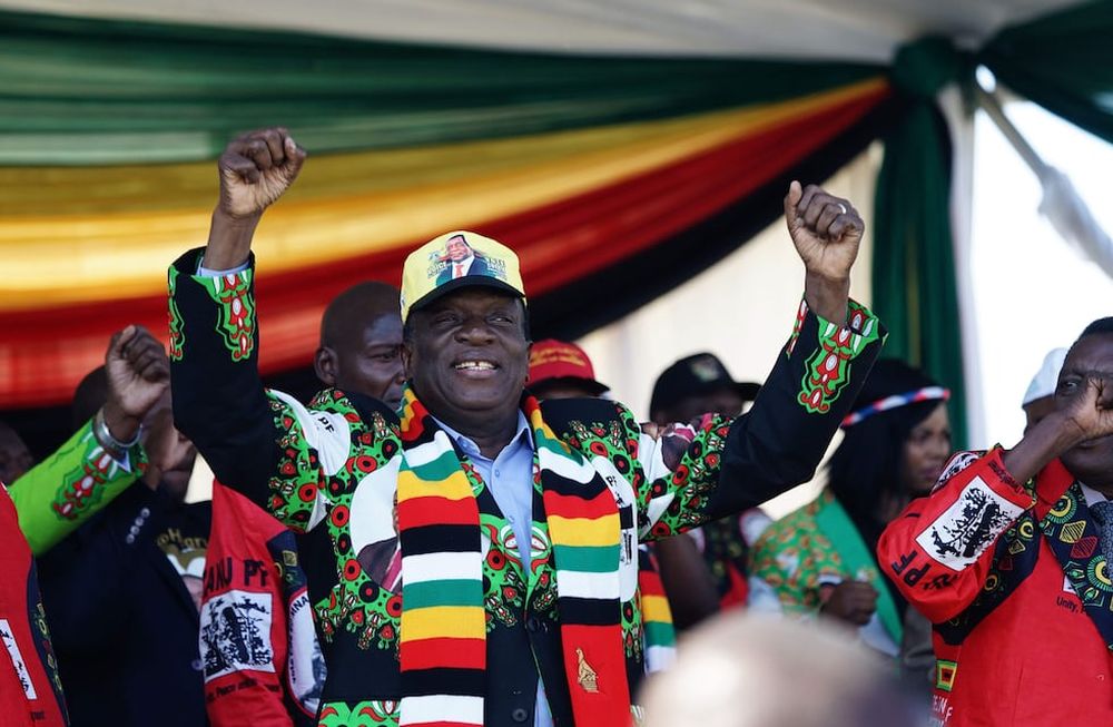 El presidente de Zimbabue salió ileso de atentado