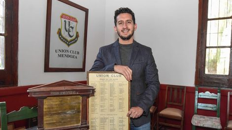 Los Andes | Sergio Ontiveros en la nueva sede del Club Unión, la ex bodega El Sauce donde funcionará el predio deportivo, un espacio cultural y hasta un barrio. / Mariana Villa - Los Andes