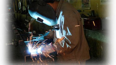 Trabajo digno, salario justo - Por Lucas Alan Galla