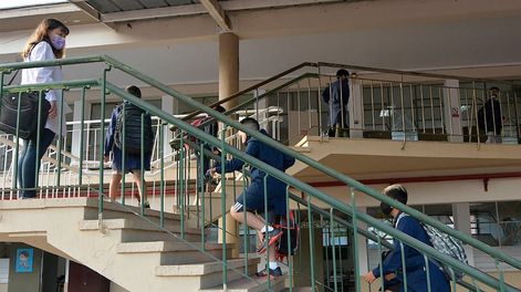 Los Andes | La morosidad en las cuotas de las escuelas privadas supera el 50% en ciertos casos y anticipan movilidad para 2024. Foto: Orlando Pelichotti / Los Andes