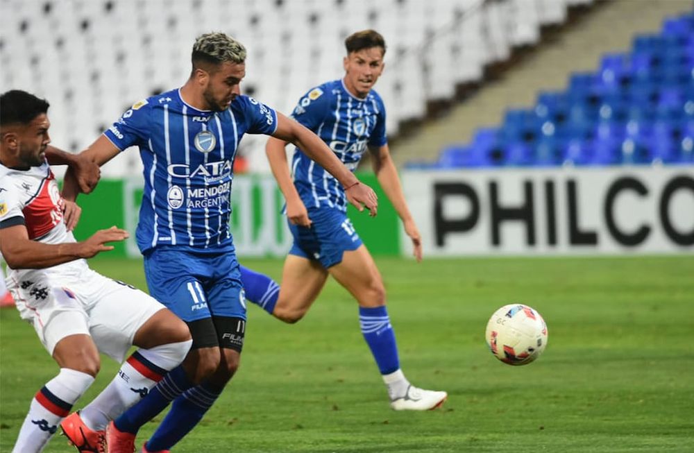 Godoy Cruz vs Tigre, por la Copa de la Liga Profesional de Fútbol. Foto: Mariana Villa / Los Andes